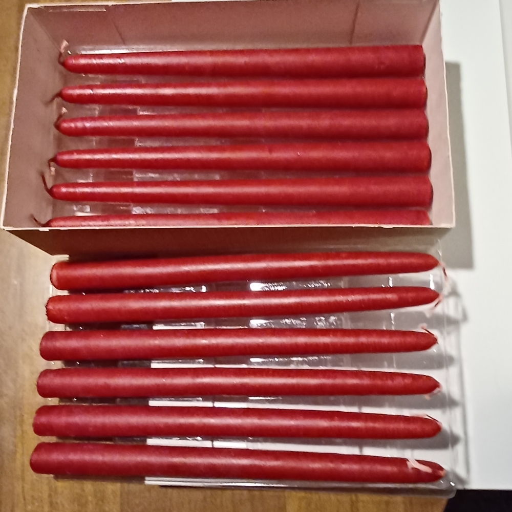 Yankee Candle 10 Inch Unscented Red Linen Textured Taper Candles - Box of 12